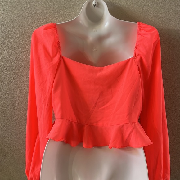 Fashion nova neon tie front cropped shirt. Size medium NWT - Picture 5 of 7